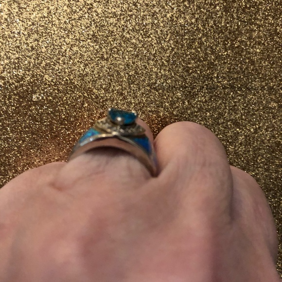 !!PRICE CUT!!   Great deal!!   RING SIZE 6 NWOT - Picture 3 of 3